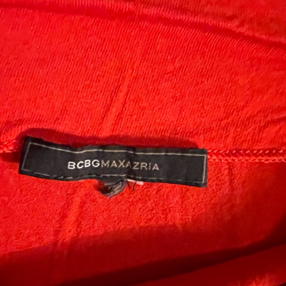 Red top - Picture 2 of 2